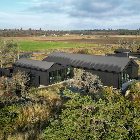 Architectural Peach And Minimalism In The Dunes *